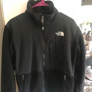 Black NorthFace fleece